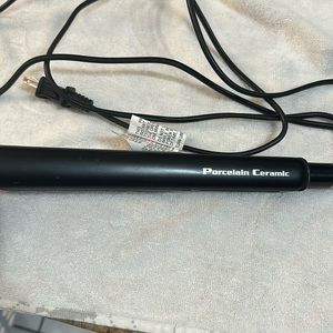 Porcelain ceramic iron